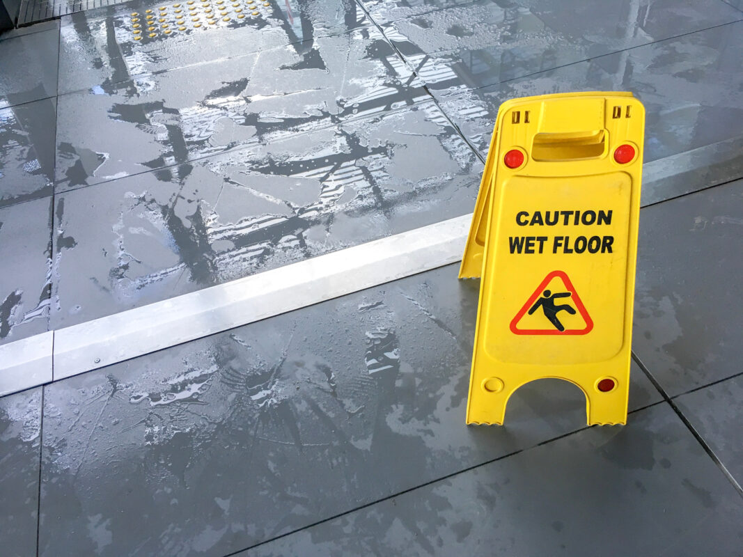 Is there a cap on damages in slip and fall cases in Kay County, Oklahoma?